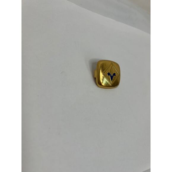 Vintage Gold Brass Boy Scout Neck Scarf Tie Slide Bolo Holder Cub Scouts - Picture 2 of 5